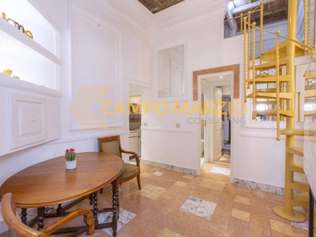 appartamento in vendita a Roma in zona Campo Marzio