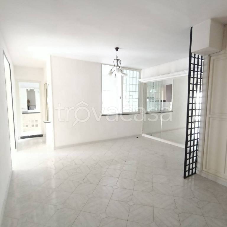 appartamento in vendita a Roma in zona Tuscolano