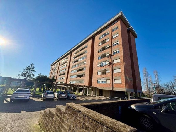 appartamento in vendita a Roma in zona Spinaceto