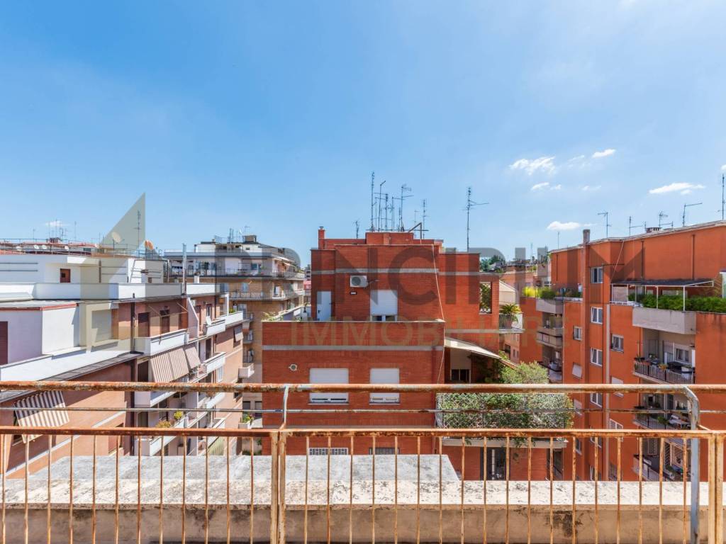 appartamento in vendita a Roma in zona Monte Sacro/Talenti
