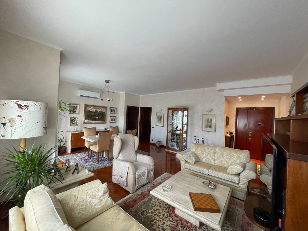 appartamento in vendita a Roma in zona Portuense