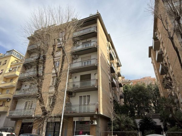 appartamento in vendita a Roma in zona Gianicolense