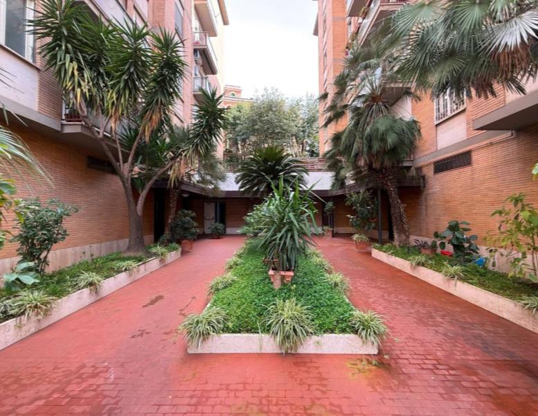 appartamento in vendita a Roma in zona Gianicolense