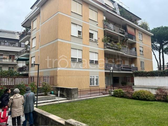 appartamento in vendita a Roma