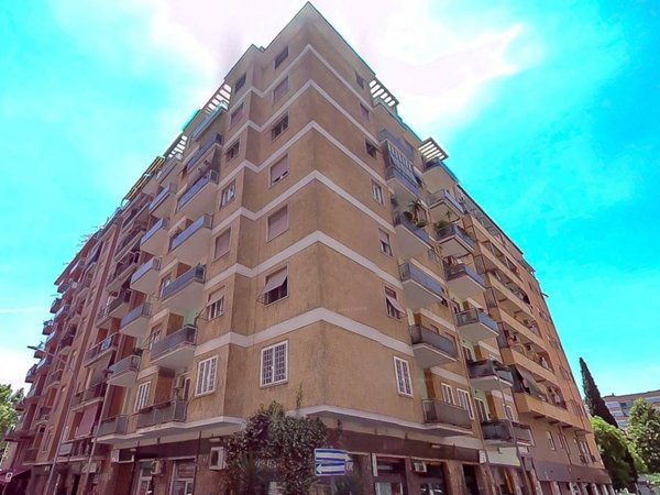 appartamento in vendita a Roma in zona Portuense