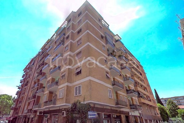 appartamento in vendita a Roma in zona Portuense