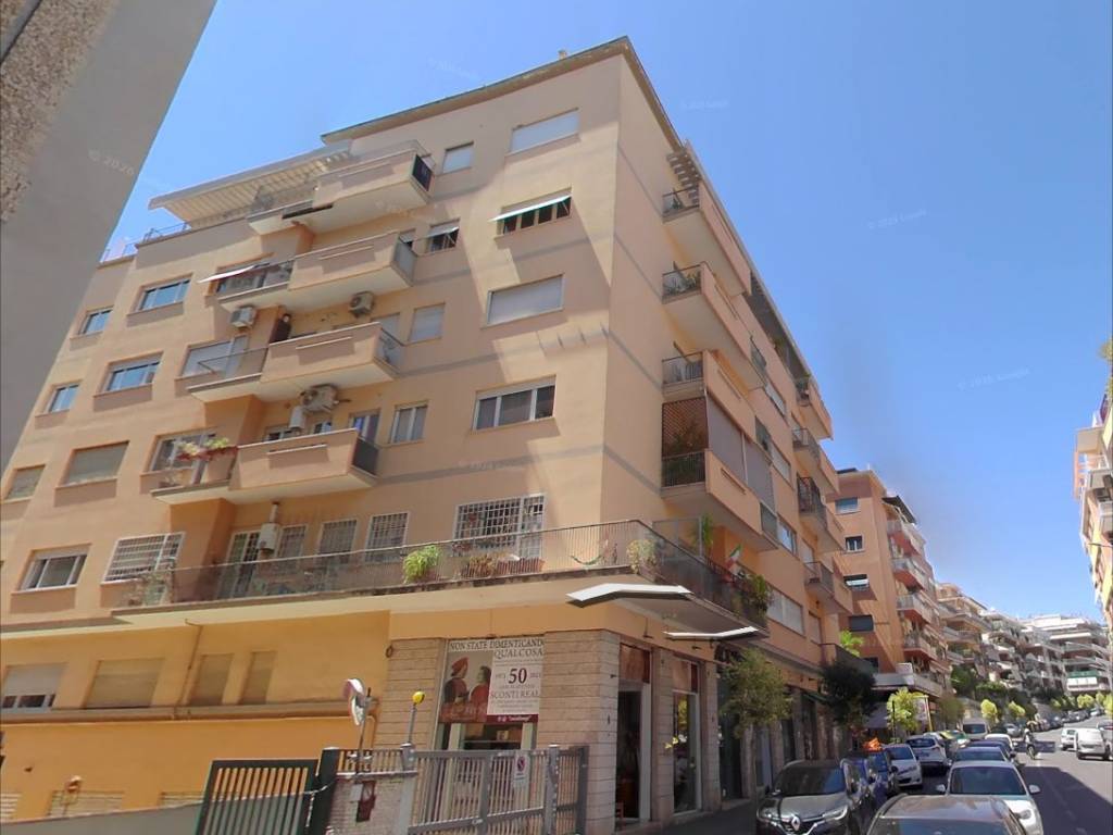appartamento in vendita a Roma