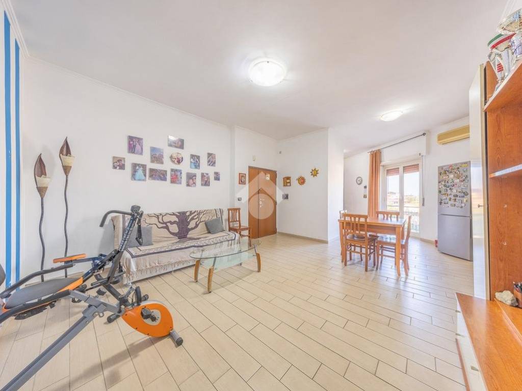 appartamento in vendita a Roma in zona Finocchio