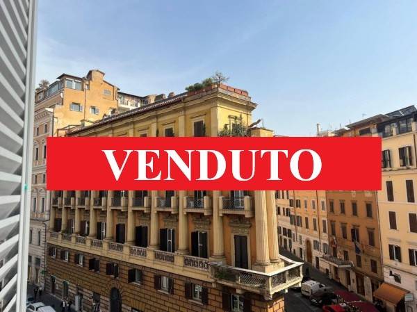 appartamento in vendita a Roma in zona Rione Monti/Campitelli