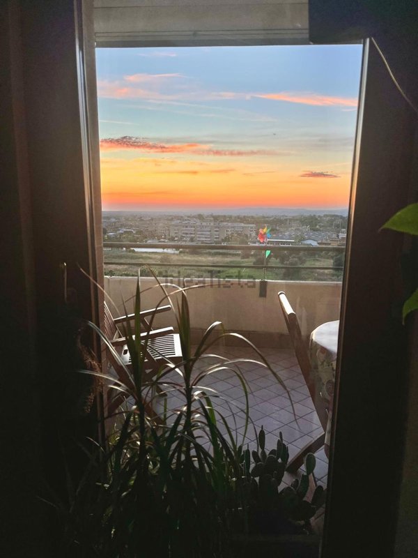 appartamento in vendita a Roma in zona Axa