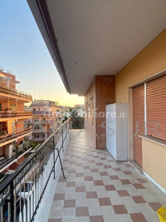 appartamento in vendita a Roma in zona Labaro