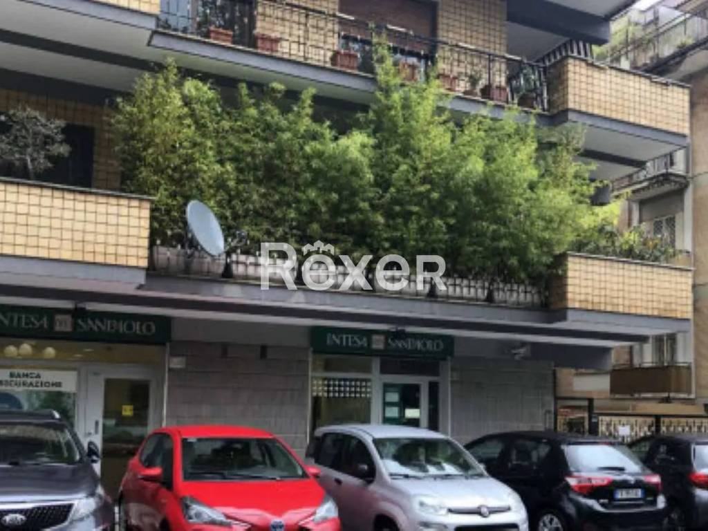 ufficio in vendita a Roma in zona Tor di Quinto