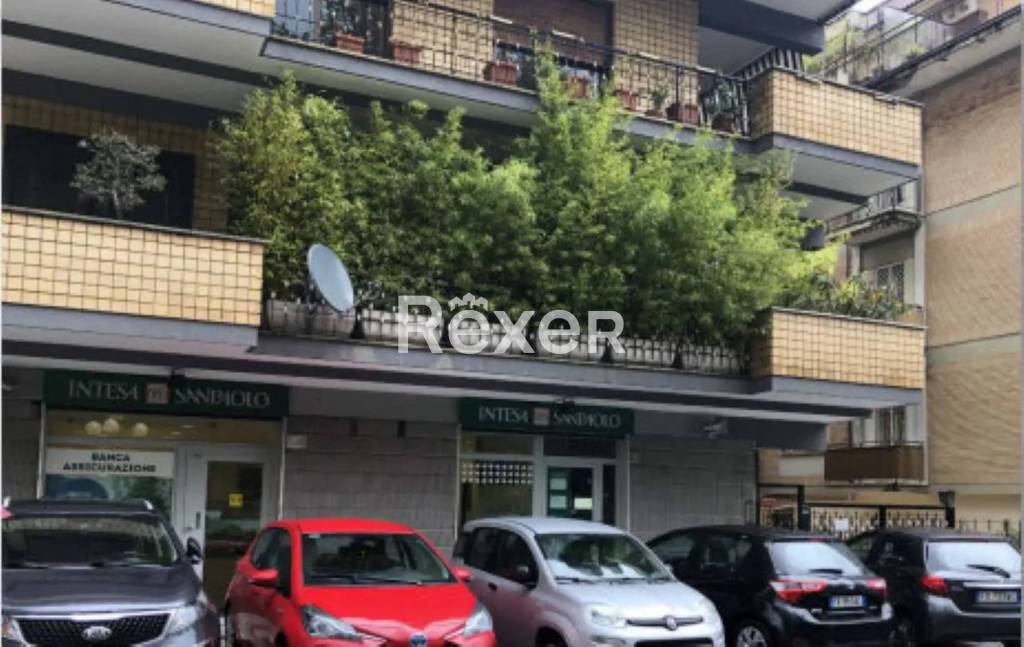 ufficio in vendita a Roma in zona Tor di Quinto