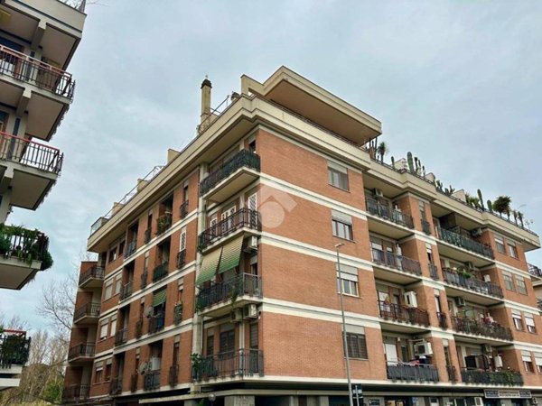 appartamento in vendita a Roma in zona Ostia