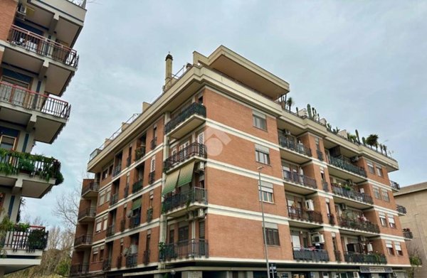 appartamento in vendita a Roma in zona Ostia