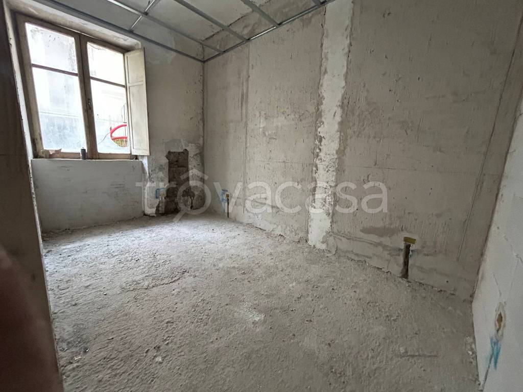 appartamento in vendita a Roma in zona Torre Angela