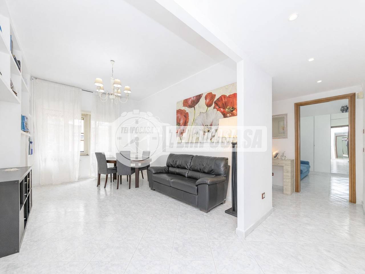 appartamento in vendita a Roma in zona Tuscolano