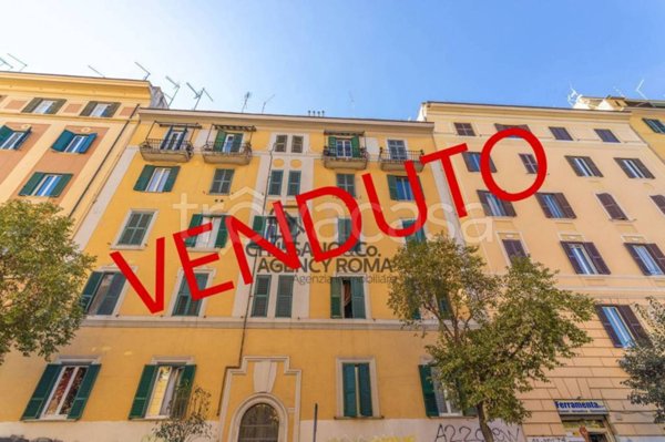 appartamento in vendita a Roma in zona Tuscolano