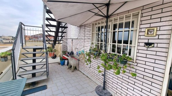 appartamento in vendita a Roma in zona Corviale