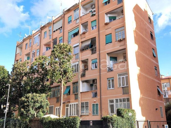 appartamento in vendita a Roma in zona Appio Claudio