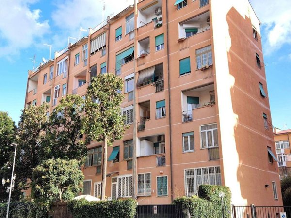 appartamento in vendita a Roma in zona Appio Claudio