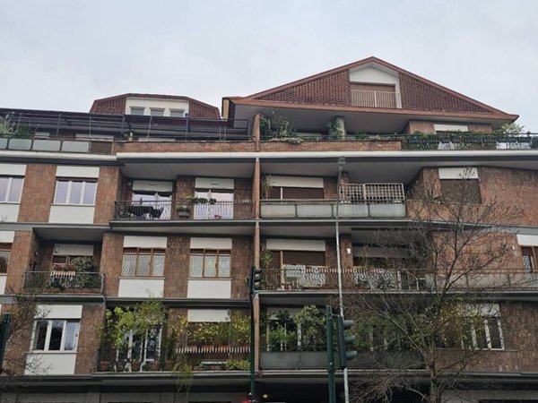 appartamento in vendita a Roma in zona San Saba - Ripa