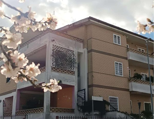 appartamento in vendita a Roma in zona Finocchio