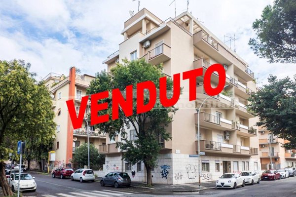 appartamento in vendita a Roma in zona Appio Latino
