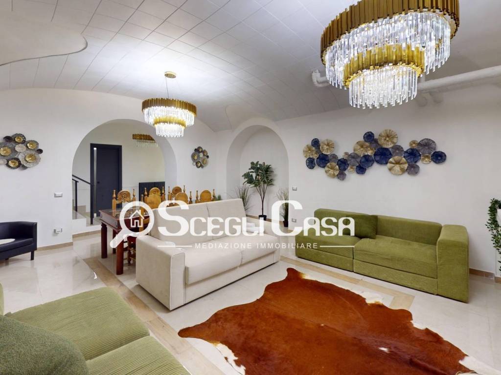 negozio in vendita a Roma in zona Rione Monti/Campitelli