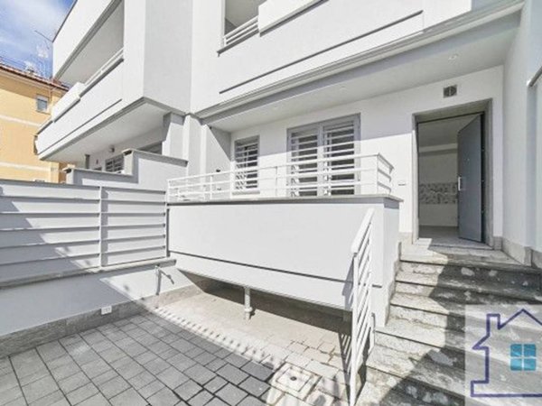 casa indipendente in vendita a Roma in zona Tor Bella Monaca