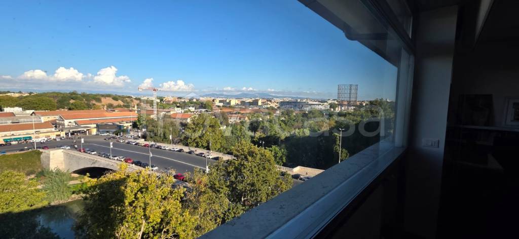 appartamento in vendita a Roma in zona Portuense