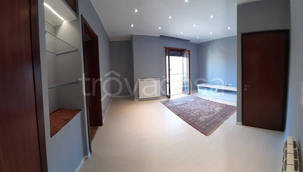 appartamento in vendita a Roma in zona Massimina/Casal Lumbroso