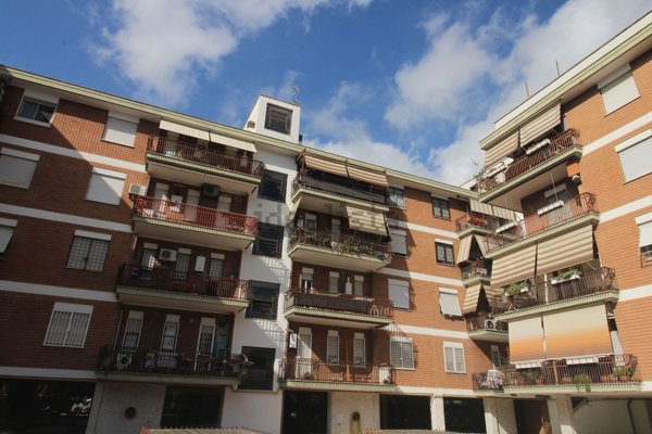 appartamento in vendita a Roma in zona Appio Claudio