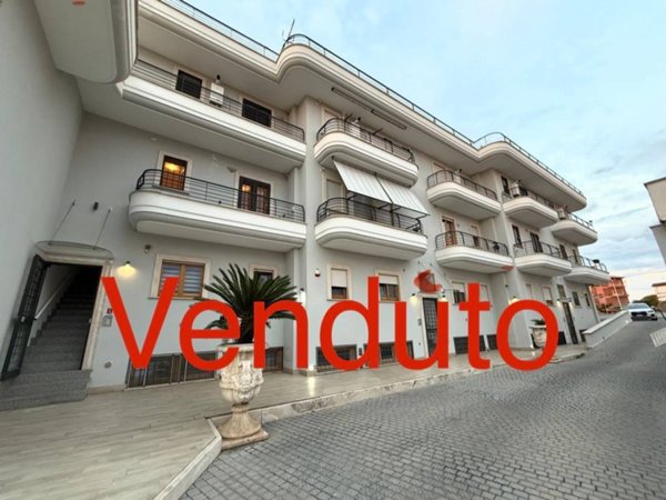 appartamento in vendita a Roma in zona Borghesiana