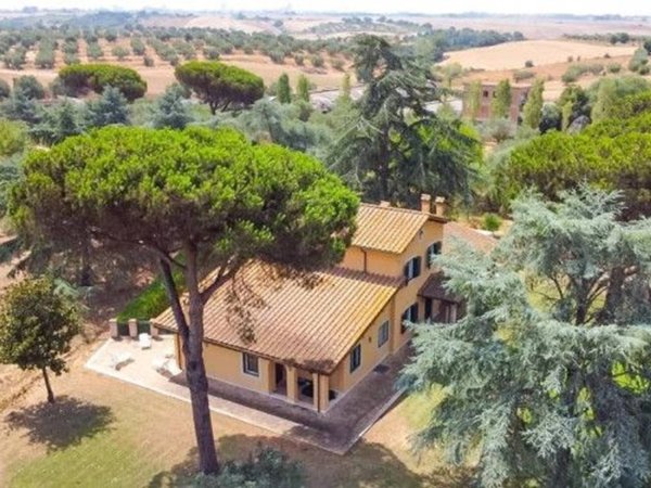 casa indipendente in vendita a Roma in zona Monte Migliore