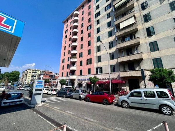 appartamento in vendita a Roma in zona Tuscolano