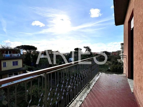 appartamento in vendita a Roma in zona Acilia