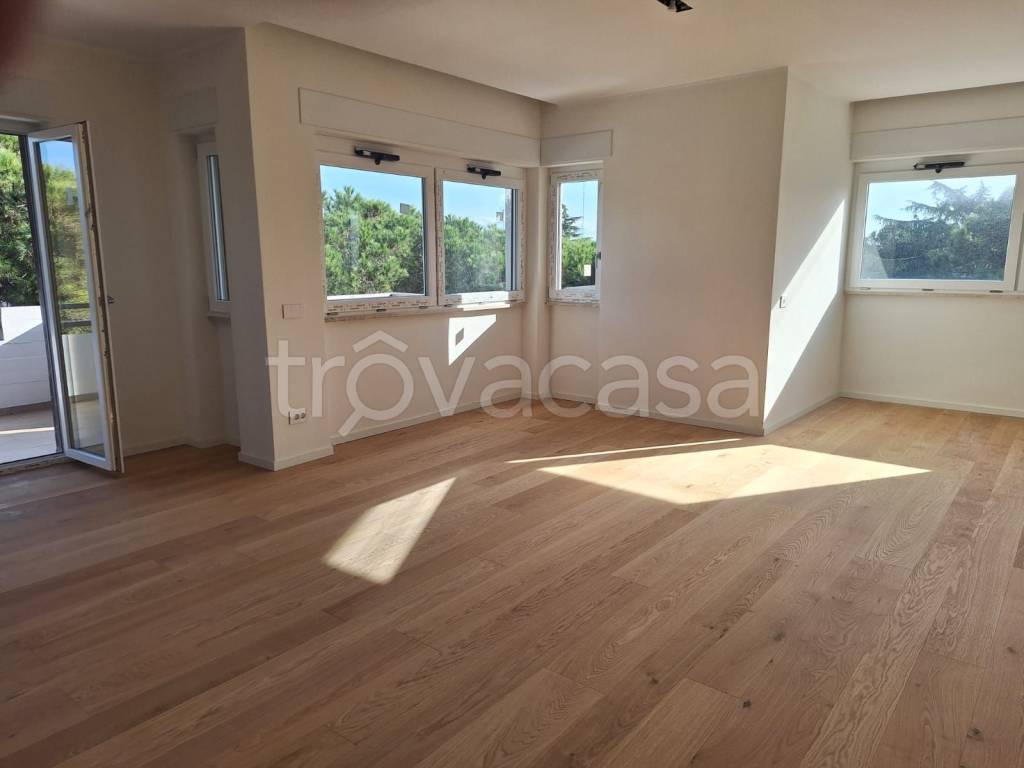 appartamento in vendita a Roma in zona Torrino