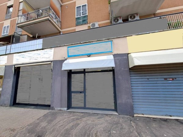 negozio in vendita a Roma in zona Prenestino-Labicano
