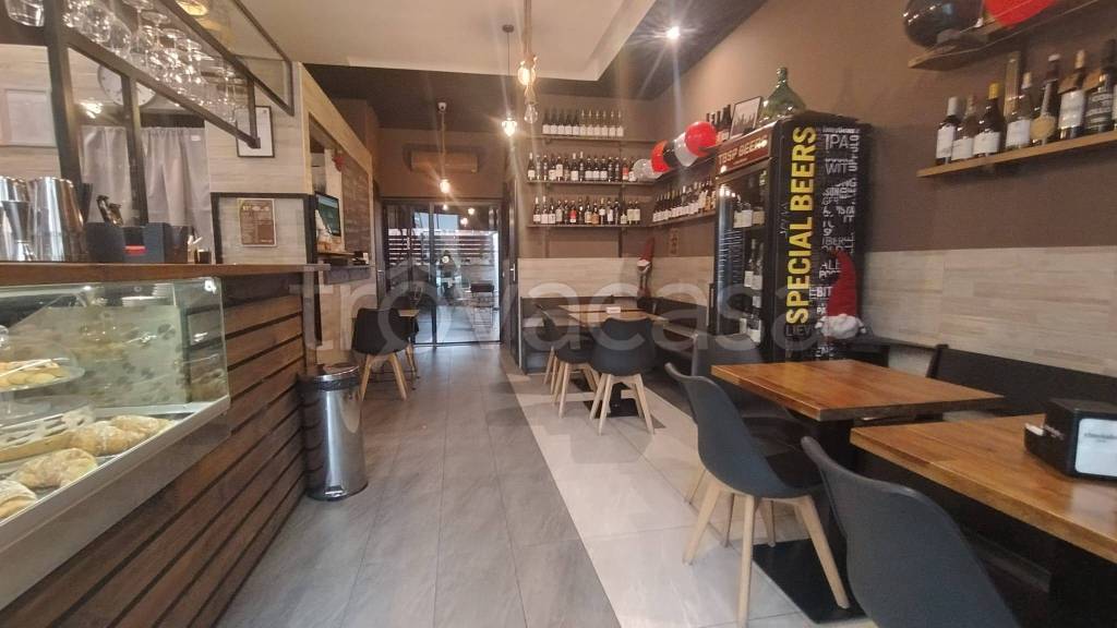 negozio in vendita a Roma in zona Prenestino-Centocelle