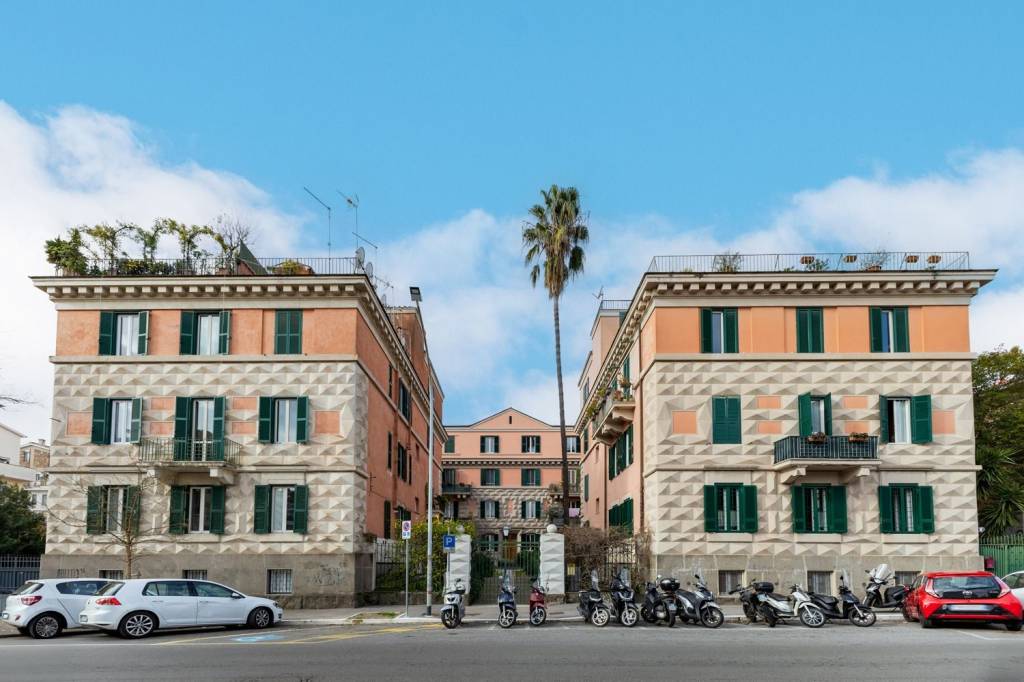 appartamento in vendita a Roma in zona Gianicolense