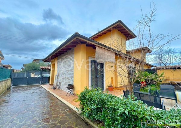 casa indipendente in vendita a Roma in zona Borghesiana