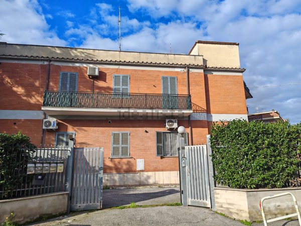 appartamento in vendita a Roma in zona Borghesiana