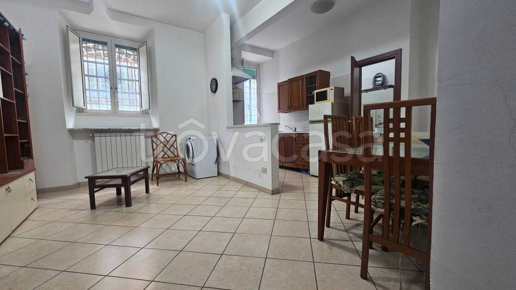appartamento in vendita a Roma in zona Trastevere