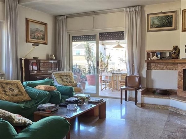 appartamento in vendita a Roma in zona Ardeatino