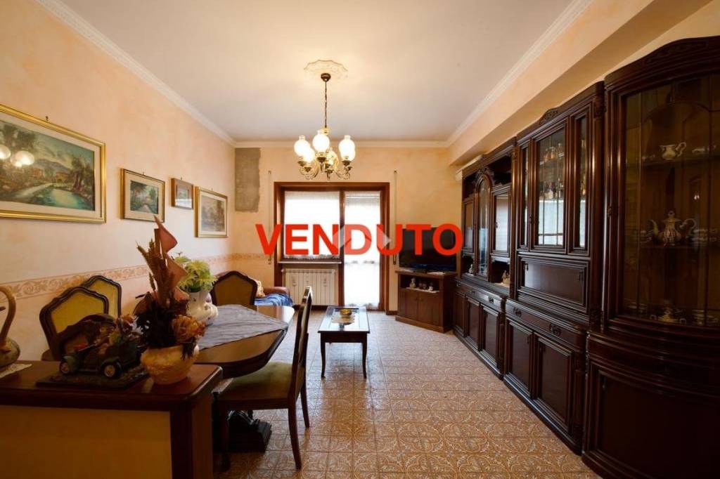 appartamento in vendita a Roma in zona Ostia