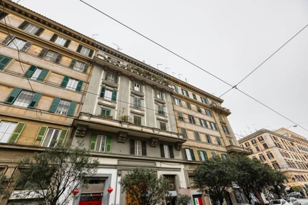 appartamento in vendita a Roma in zona Esquilino