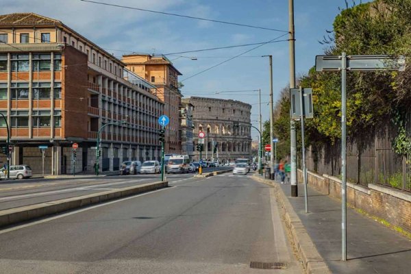 appartamento in vendita a Roma in zona Celio