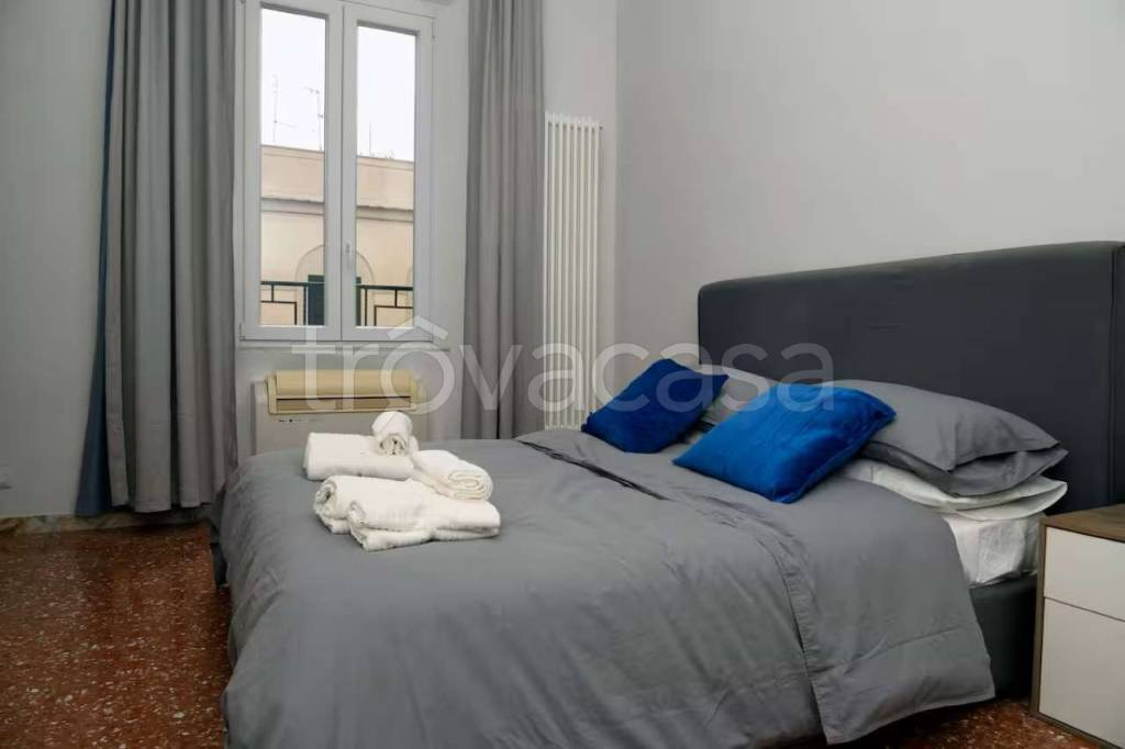 negozio in vendita a Roma in zona Esquilino