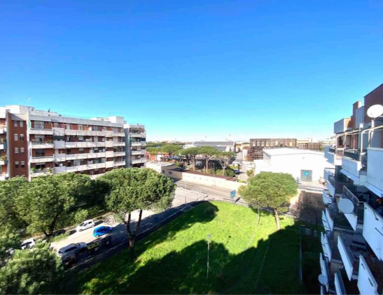 appartamento in vendita a Roma in zona Cinecittà